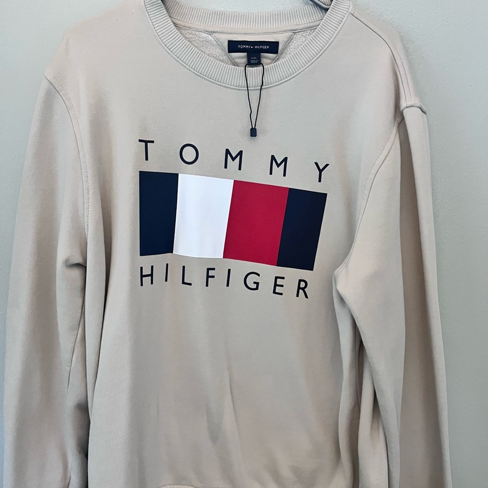 Tommy Hilfiger Beige Crewneck with Logo